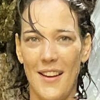 Adriana Birolli Naken