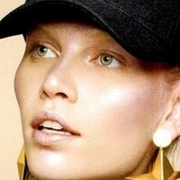 Aline Cleusa Weber Naken