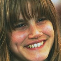 Alison Folland Naken