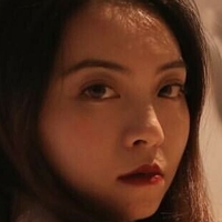 Amber Chan Naken