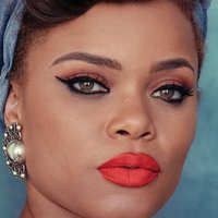 Andra Day Naken