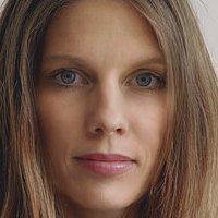 Andrea Edmondson Naken