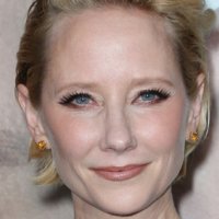 Anne Heche Naken