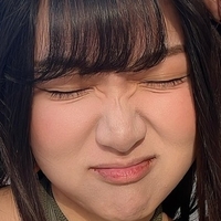 Aria Saki Naken