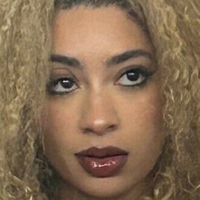 ariannasboringlife Naken