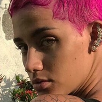 AZZY Naken