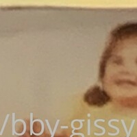 bby-gissy Naken
