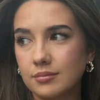 Bella Hill Naken