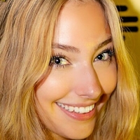 Bella Motley Naken
