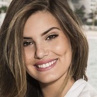 Camila Queiroz Naken