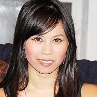 Camille Mana Naken
