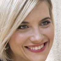Cara Loften Naken