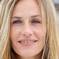 Cécile De France Naken