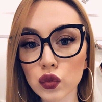 classylola Naken