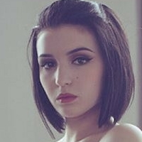 Clea De Velours Naken