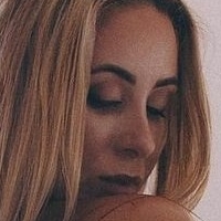 Crystal Juanita Naken