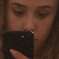 Darcy Isa Naken