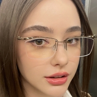 Dasha Taran Naken