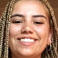 Débora Brandão Naken