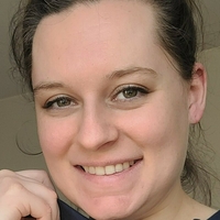 deealice Naken