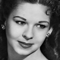 Dolly Sharp Naken