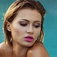 Ela Rose Naken