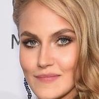 Elena Carriere Naken