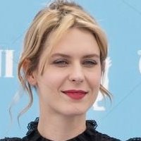 Elena Radonicich Naken