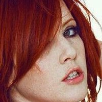 Elle Alexandra Naken