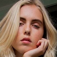 Emily Kimball Naken