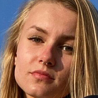 Emmys Feet And Socks Naken