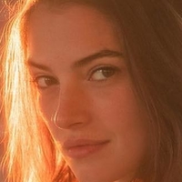 Eve Dumon Naken