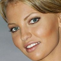 Evelina Oboza Naken