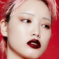 Fernanda Ly Naken
