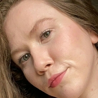 Foxy Rouxie Naken