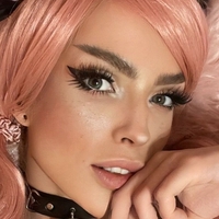 freyasha Naken