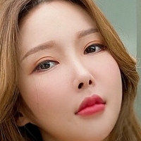 GatitaYan Naken