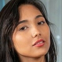 Giana Sue Naken