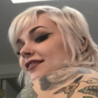 Holli Marie Naken