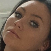 Jadelou Naken
