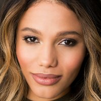 Jessica Ledon Naken