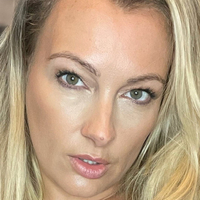 Juicy Lucie Naken