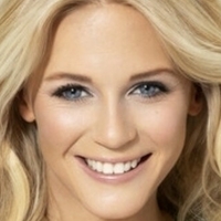 Julia Lindholm Naken