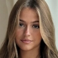 Julia Molinari Naken