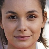 Julia Obst Naken