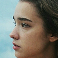 Juliahousekeeper Naken