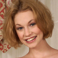 Justine Joli/Hope Naken