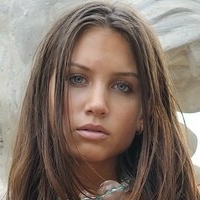 Kat B Art Naken