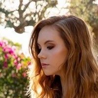 Kayla Coyote Naken