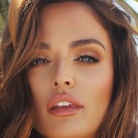 Kelsey Laverack Naken
